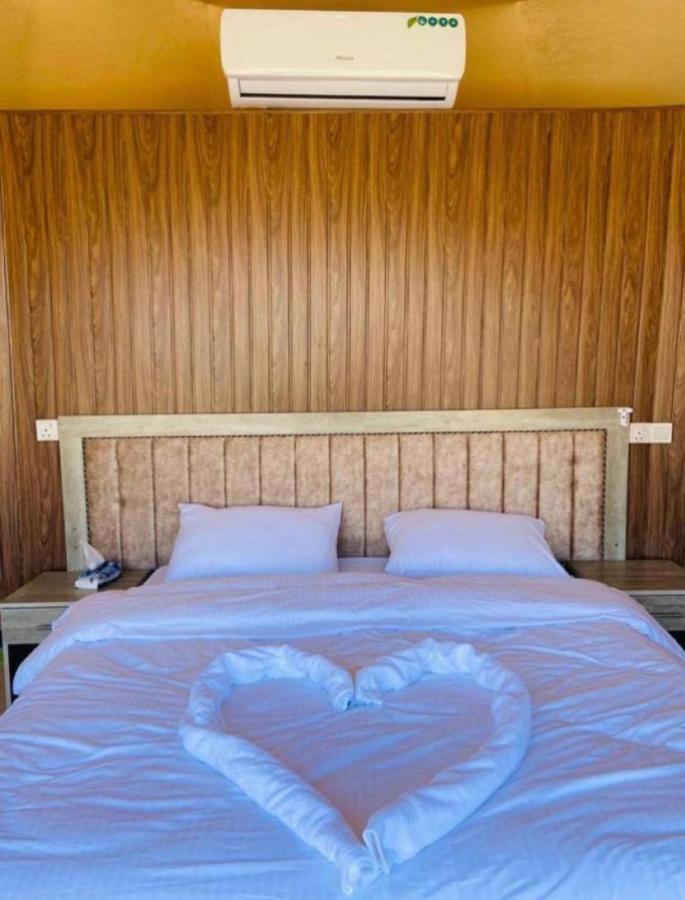 Abdullah Luxury Camp Apartment Вади Рум Екстериор снимка