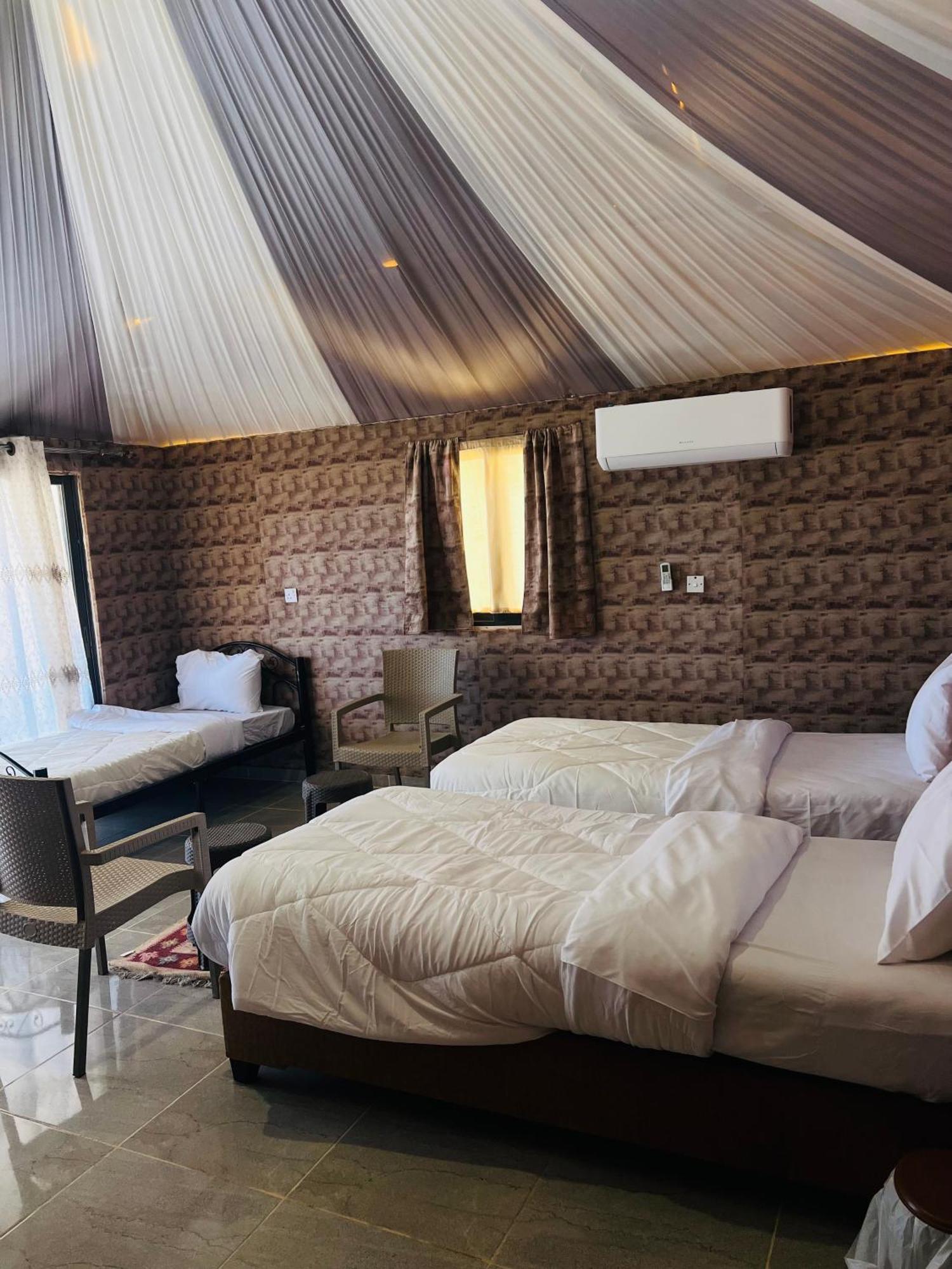 Abdullah Luxury Camp Apartment Вади Рум Екстериор снимка
